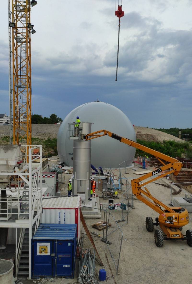 montage d’une torchère Hofstetter et d un gazomètre Sattler pour OTV grand Paris à Bonneuil montage d’une torchère Hofstetter et d un gazomètre Sattler pour OTV grand Paris à Bonneuil