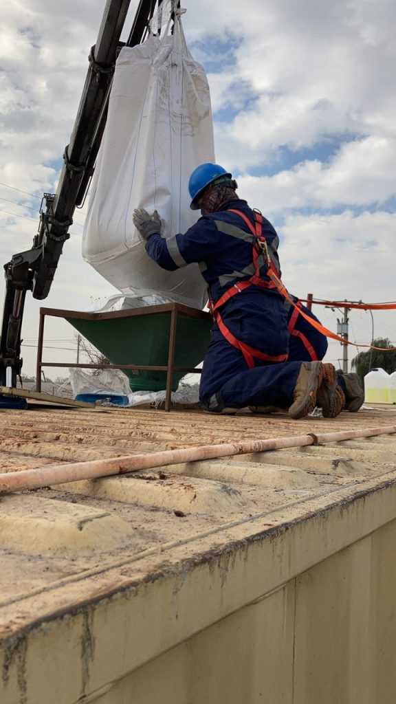 Change of filtering media to treat arsenic in Santiago Chile
